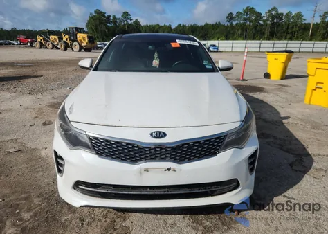 2016 Kia Optima Sx z USA, uszkodzony, nr VIN 5XXGW4L27GG013113